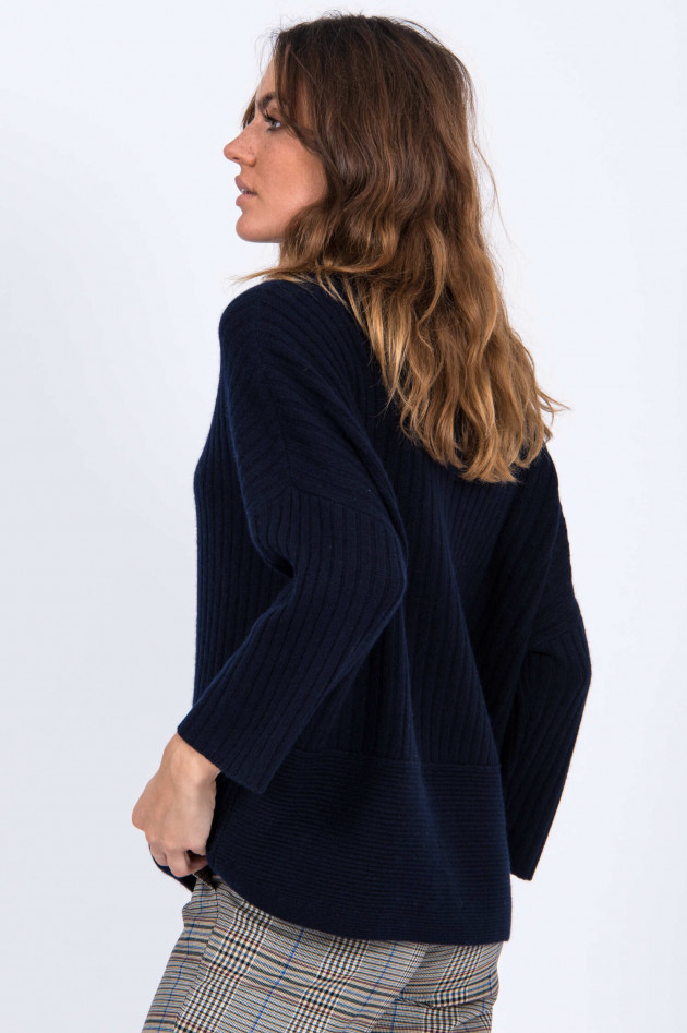 Repeat Pullover mit weitem Kragen in Navy