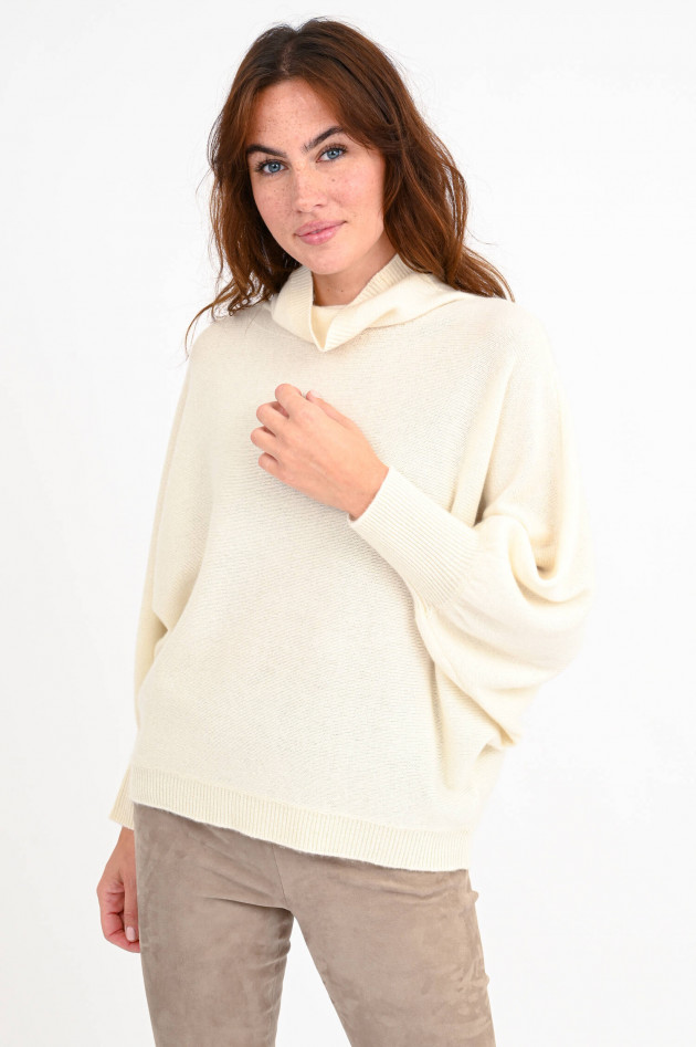 Repeat Rollkragenpullover mit Fledermausarm in Creme