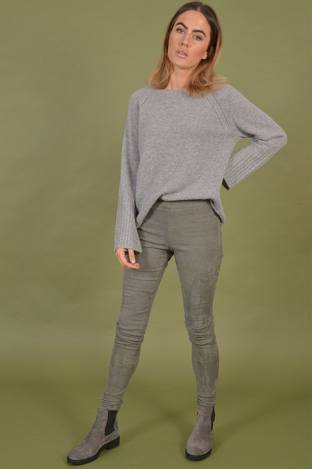 Repeat Pullover mit Trompetenarm in Grau