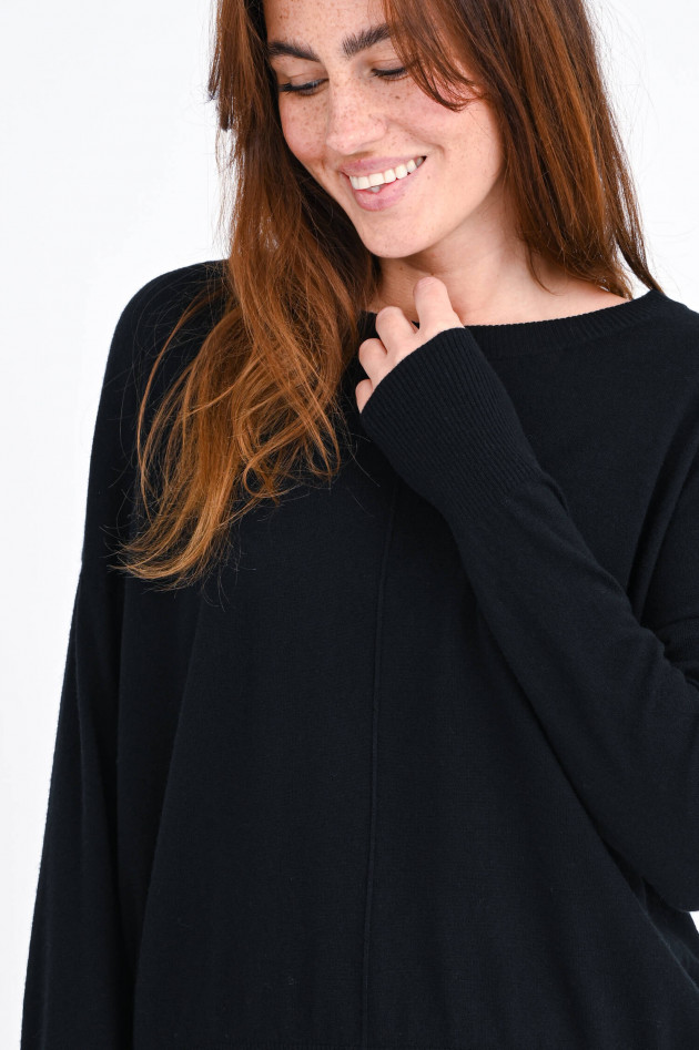 Repeat Feinstrick-Pullover mit Ziernaht in Schwarz