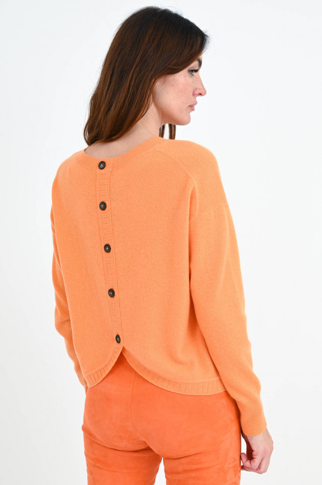 Repeat Cashmerepullover mit Rücken-Knopfleiste in Papaya