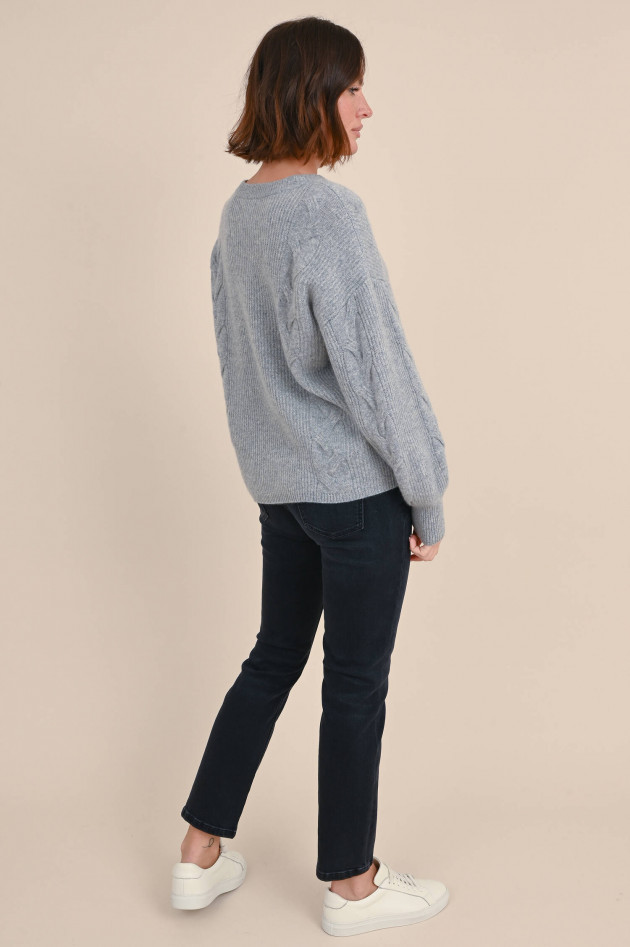 Repeat Cashmere Pullover mit Zopfmuster in Hellgrau