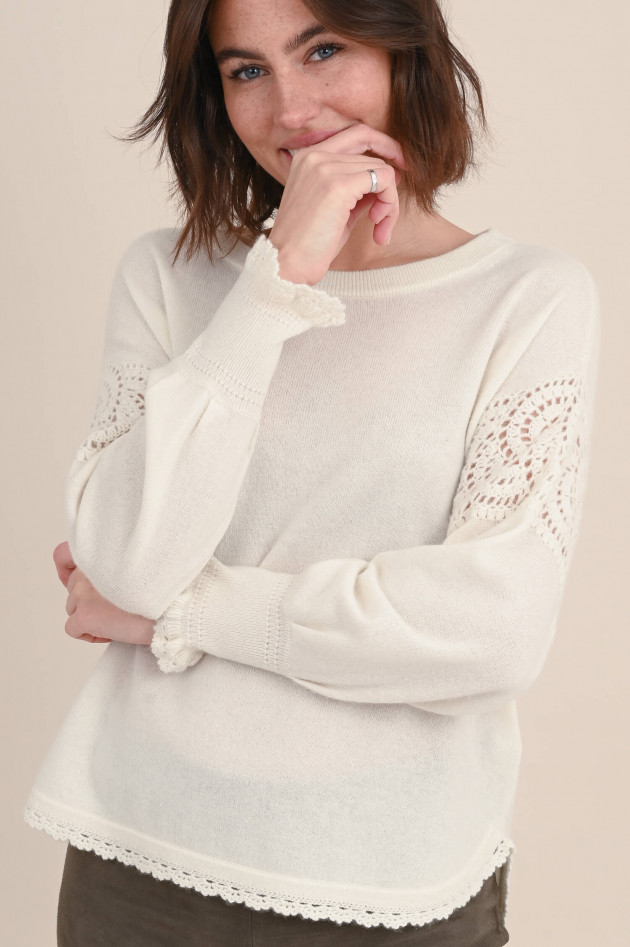 Repeat Cashmere Pullover mit Spitzen-Details in Creme