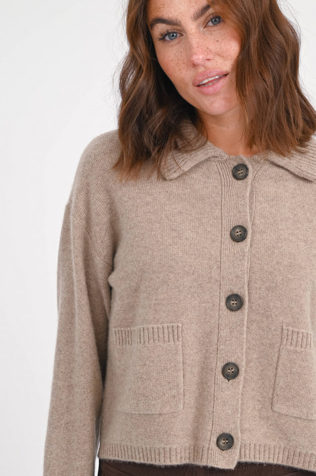 Repeat Cashmere-Strickweste mit Hemdkragen in Taupe