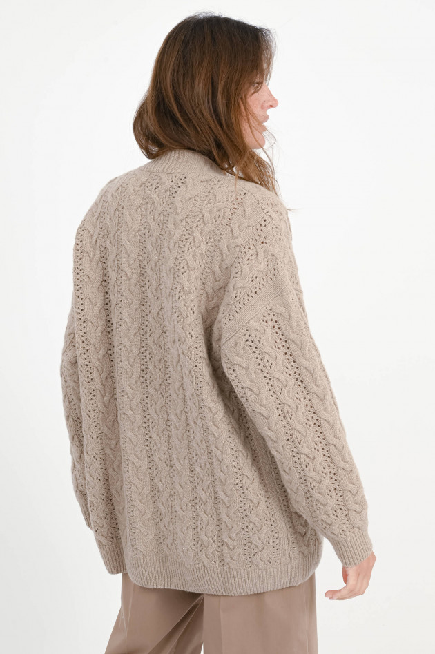 Repeat Zopfstrick-Cardigan in Desert