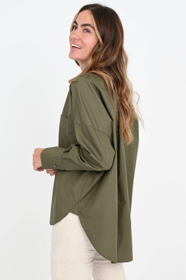 Robert Friedman Oversized Bluse mit Stehkragen in Oliv
