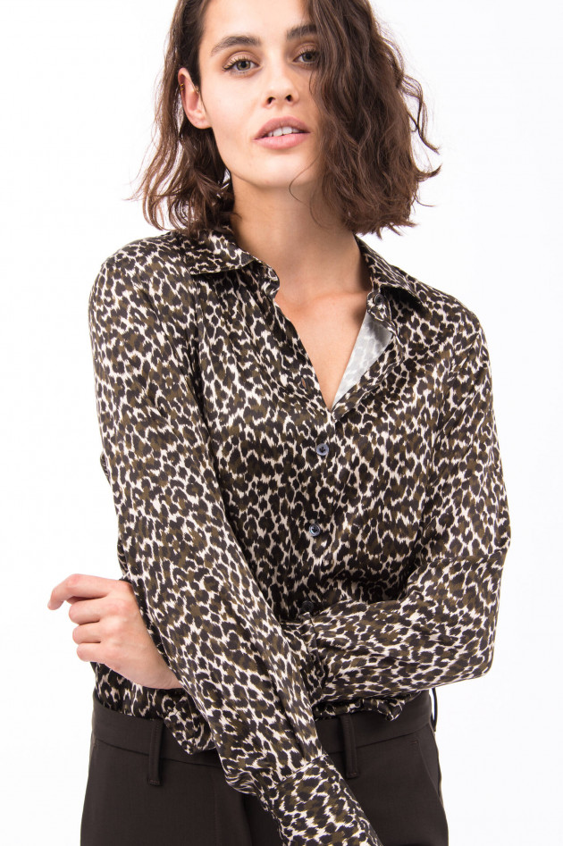 Robert Friedman Lockere Seidenbluse im Leo-Print