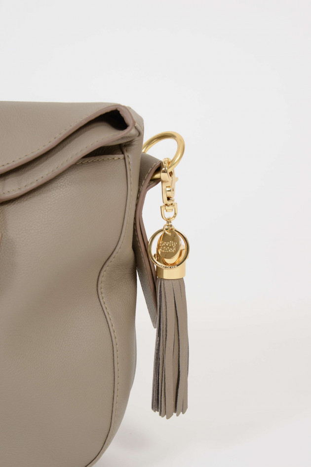 See by Chloé Schlüsselanhänger mit Lederquaste in Taupe