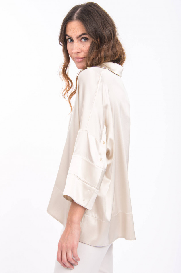 Sly Oversized Seidenbluse in Champagner