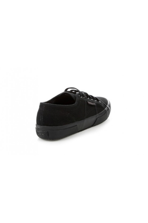 Superga Sneaker in Schwarz