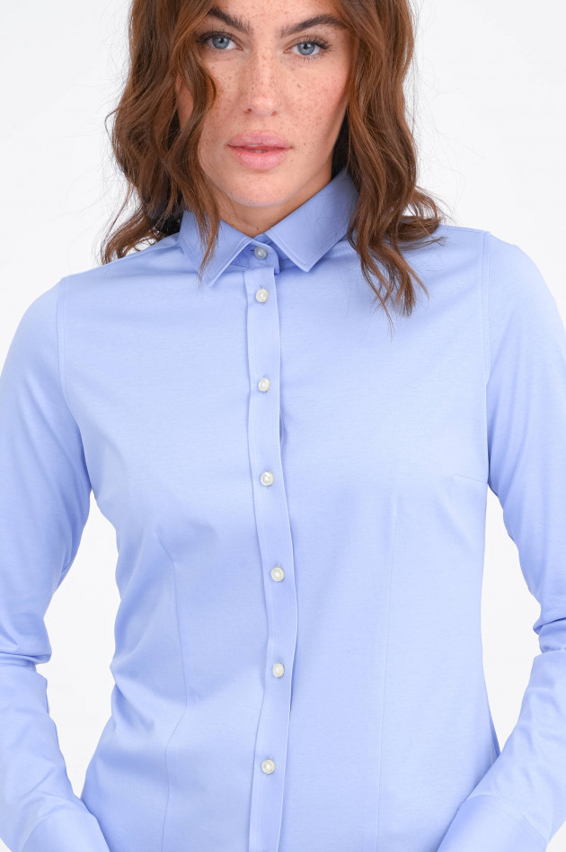 Soluzione Taillierte Jersey-Langarm Bluse in Graublau