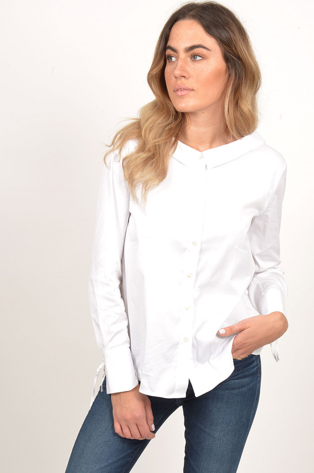 Soluzione Bluse mit freiem Rücken in Weiß