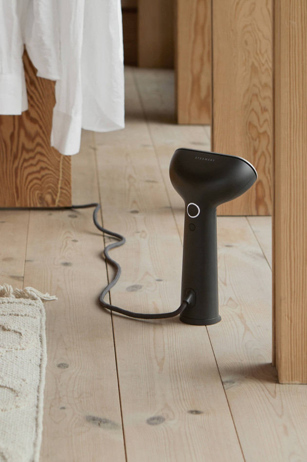 Steamery Stockholm Handsteamer in Anthrazit