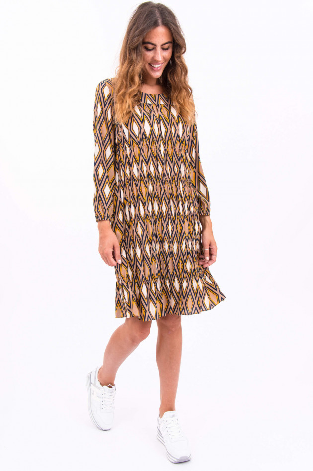Steffen Schraut Kleid mit graphischem Muster in Beige/Navy