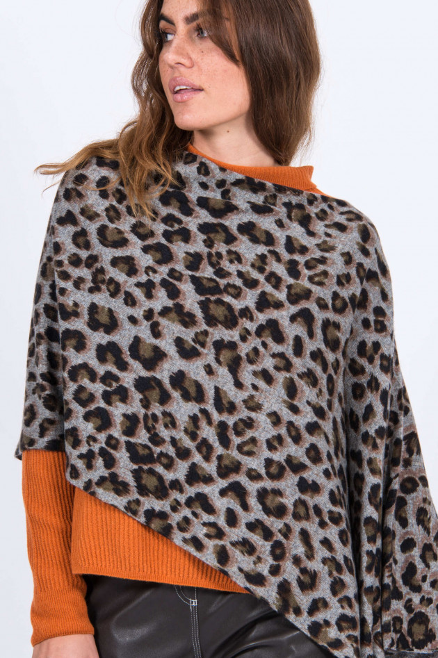 Steffen Schraut Kaschmir-Poncho mit Animal-Print