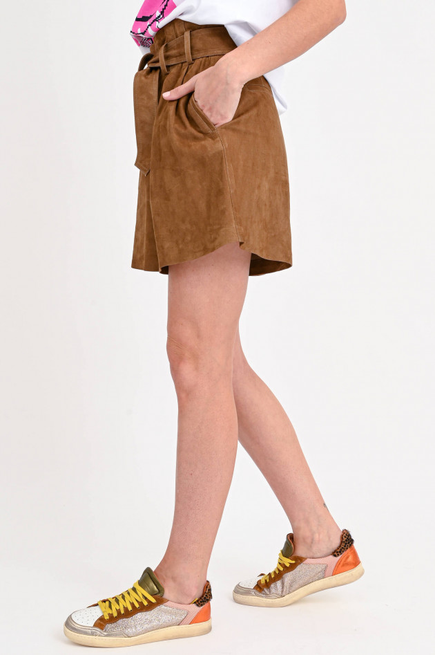 Steven-K Shorts aus Veloursleder in Camel