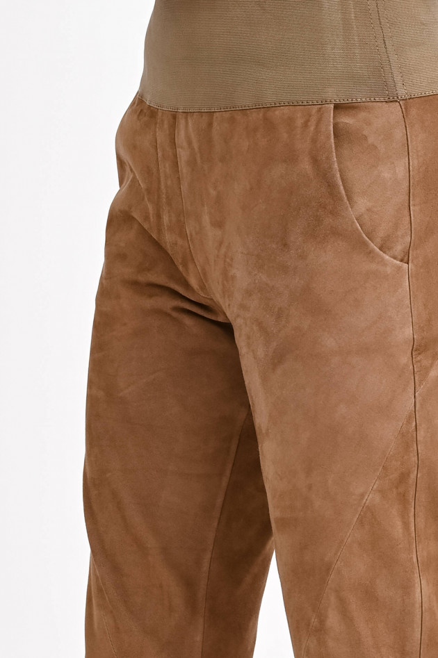 Steven-K Hose aus Veloursleder in Camel