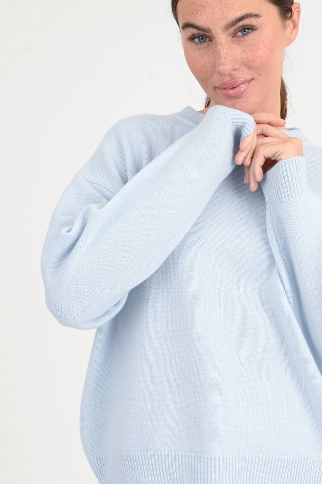 The Hug Cashmere-Pullover in Hellblau