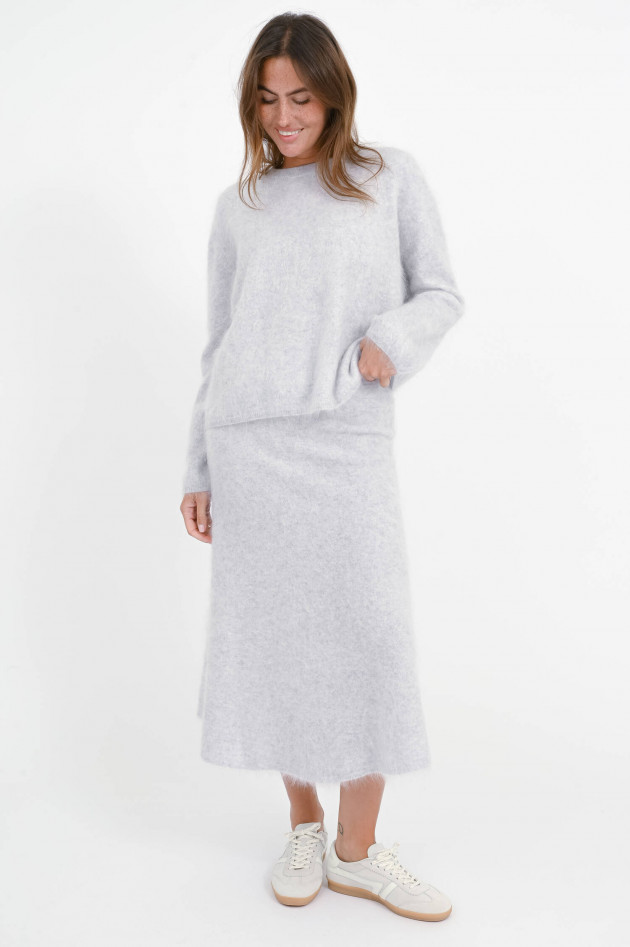 The Hug Brushed Cashmere Pullover in Hellgrau