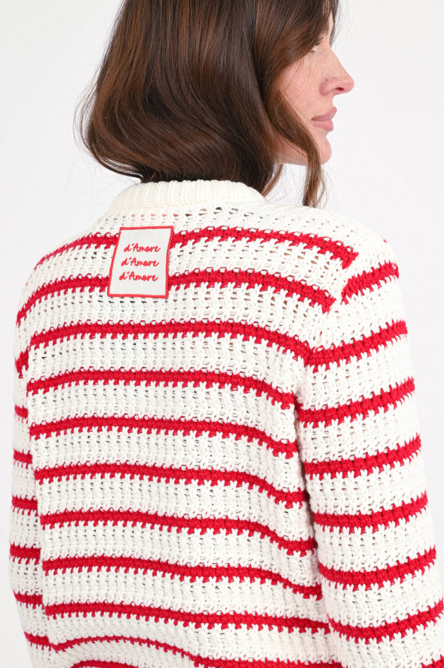 The Shirt Projekt Munich Gestreifte Strickweste in Creme/Rot
