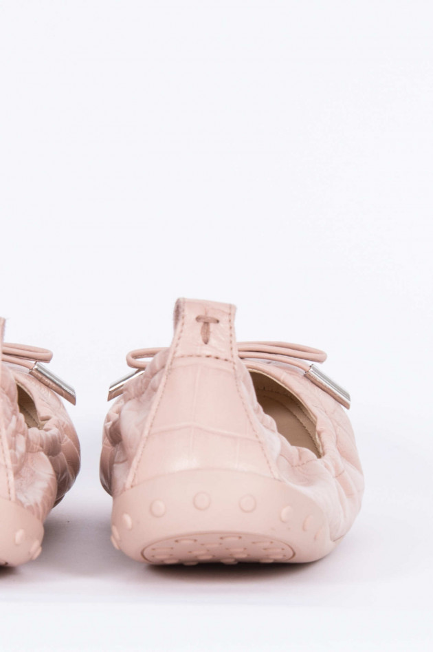 Tod's Ballerina mit Prägung in Rosé