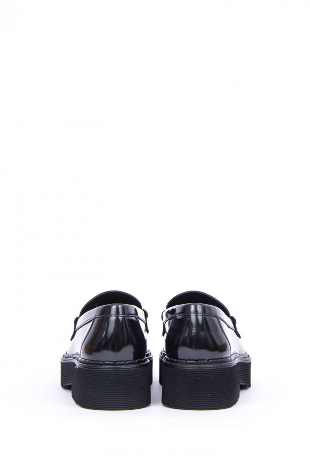 Tod's Loafer aus glänzendem Leder in Schwarz