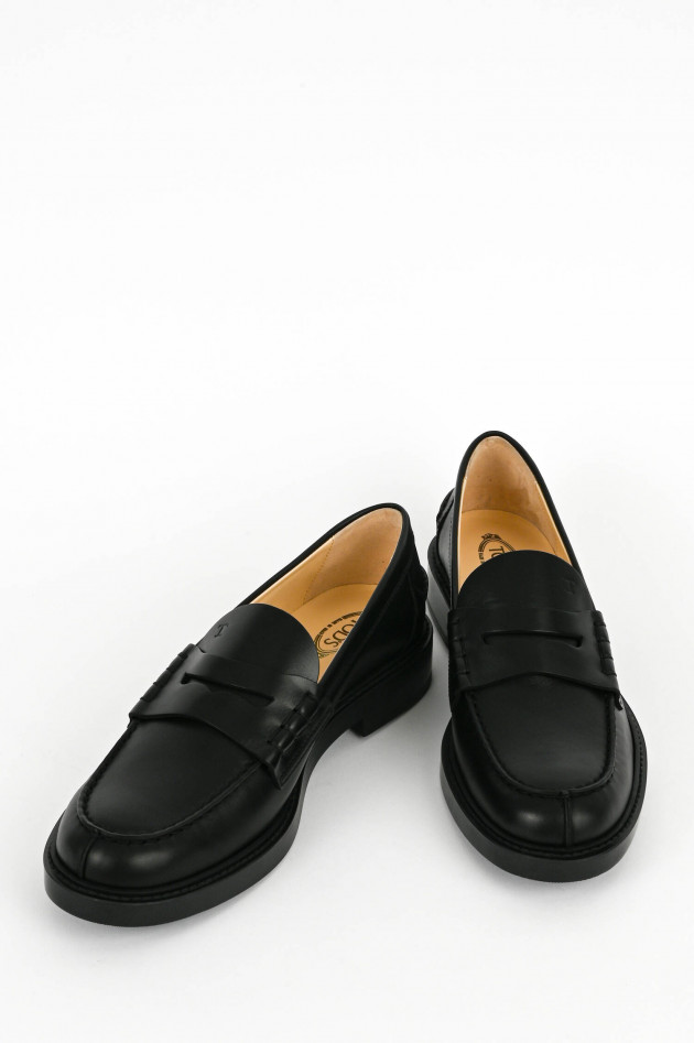 Tod's Loafer mit breiter Sohle in Schwarz