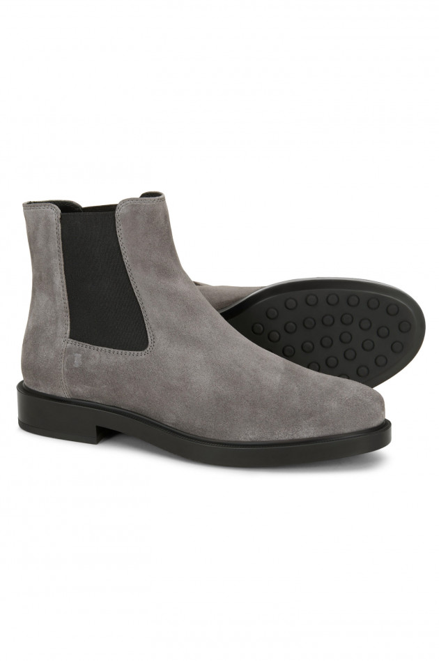 Tod's Stiefelette aus Veloursleder in Grau