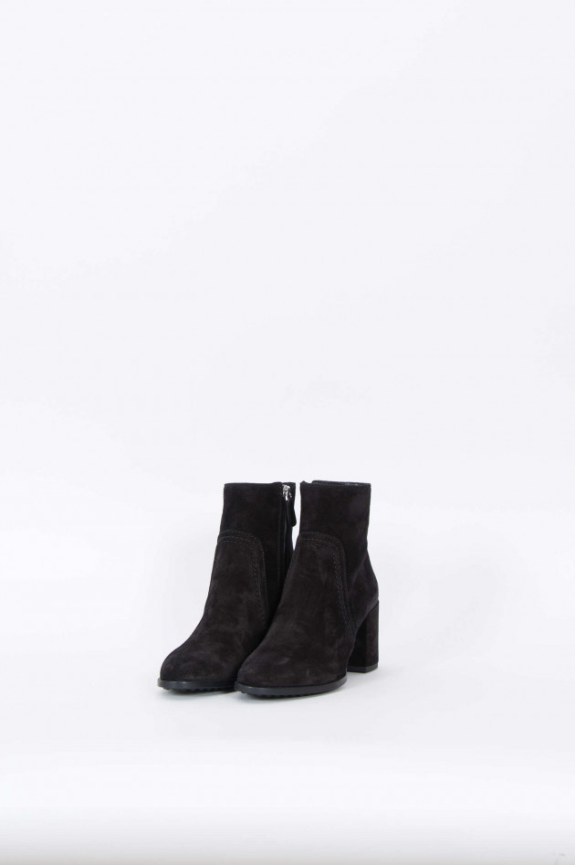 Tod's Ankle Boots aus Veloursleder in Schwarz