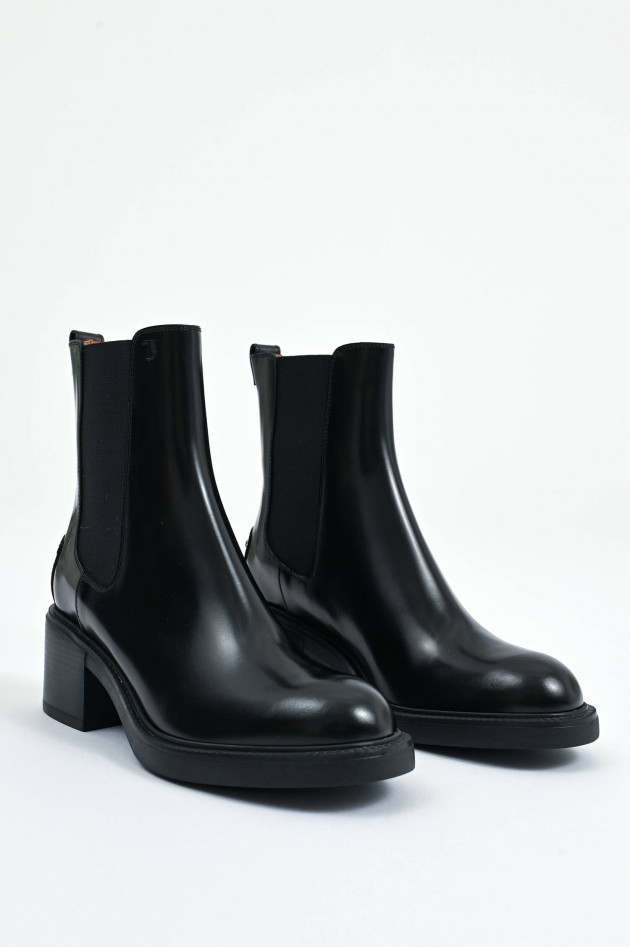 Tod's Stiefelette mit Blockabsatz in Schwarz