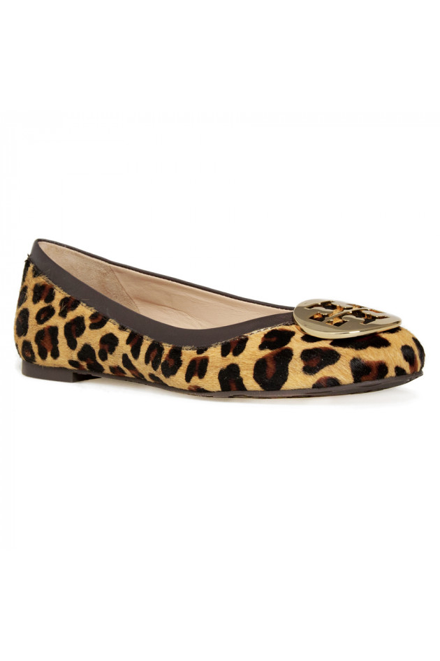Ballerina im Leopardenlook