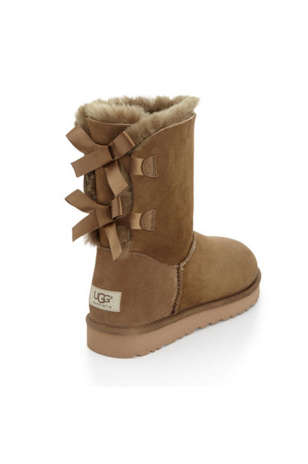 UGG Australia UGG Boots Bailey Bow in Khaki