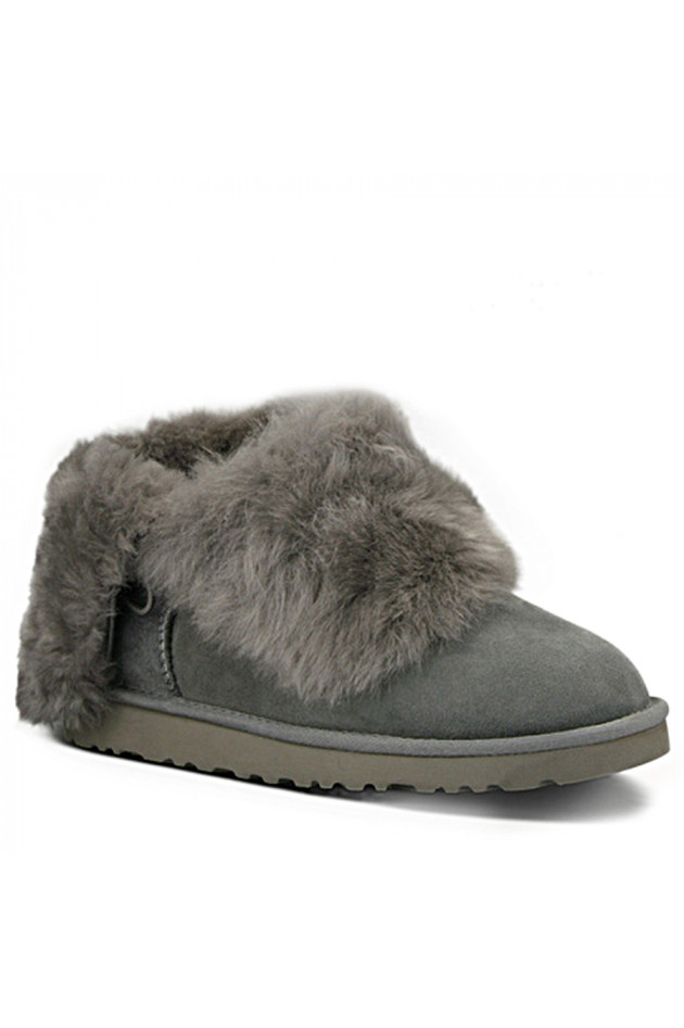 UGG Australia UGG Boots Bailey Button Grau