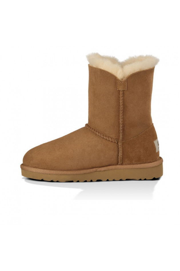 UGG Australia UGG Boots Bailey Button in Chestnut