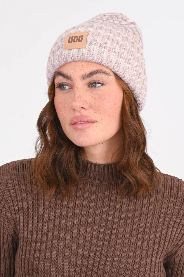 UGG Mütze in Fisherman's Rib in Beige/Rosa/Weiß