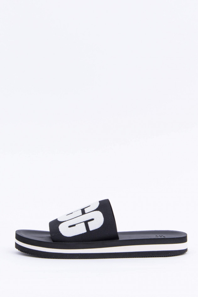 UGG Sliders ZUMA in Schwarz/Weiß