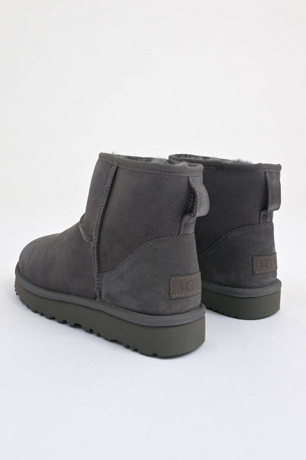 UGG Boots CLASSIC MINI in Grau