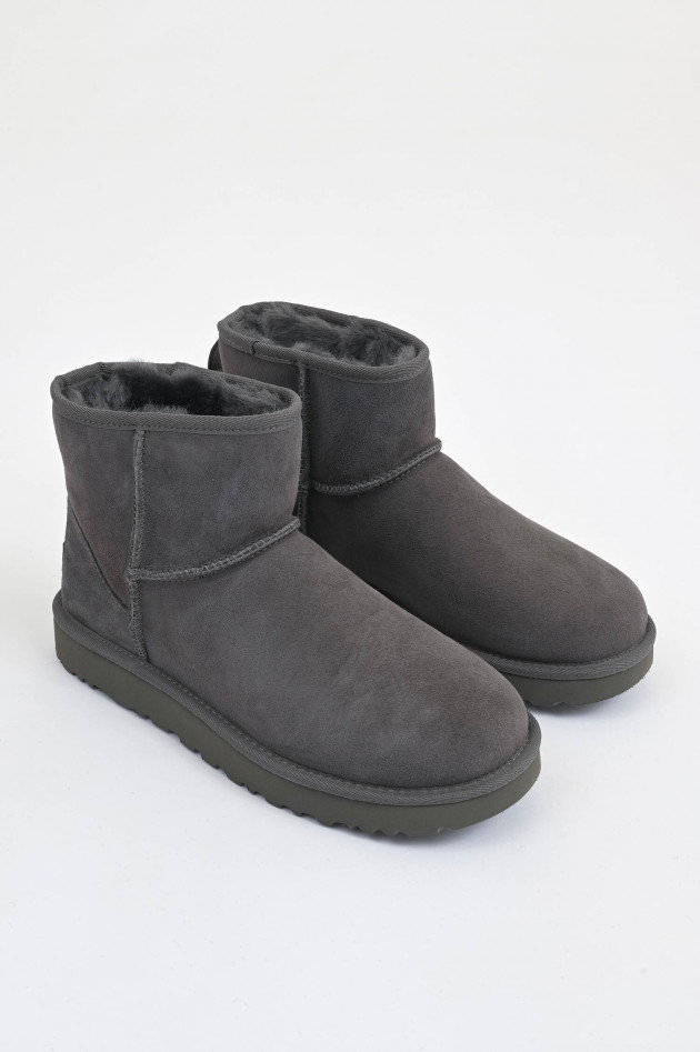 UGG Boots CLASSIC MINI in Grau