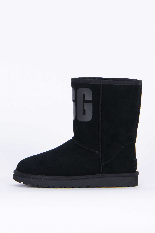 UGG Boot CLASSIC SHORT RUBBER LOGO in Schwarz