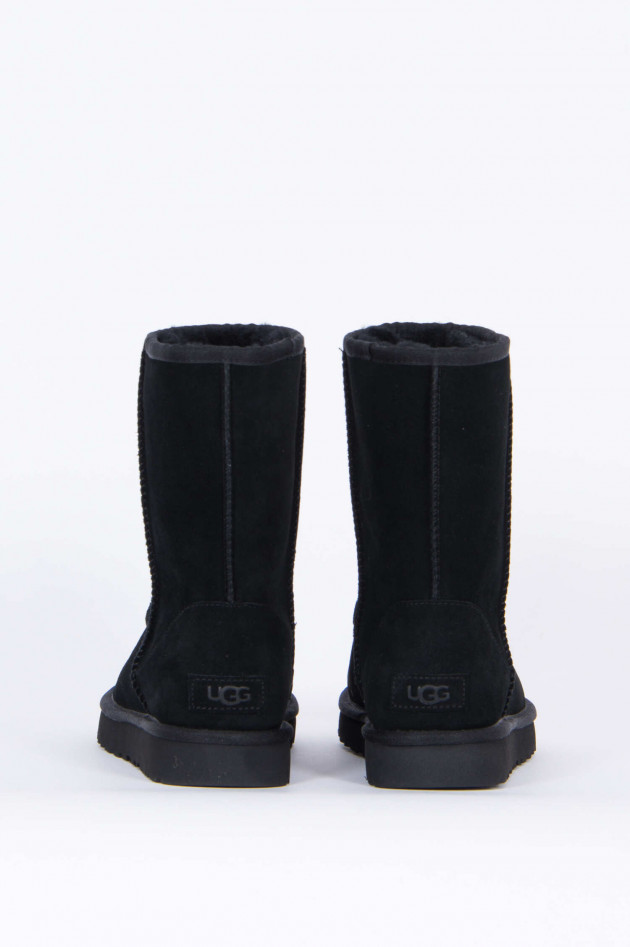 UGG Boot CLASSIC SHORT RUBBER LOGO in Schwarz