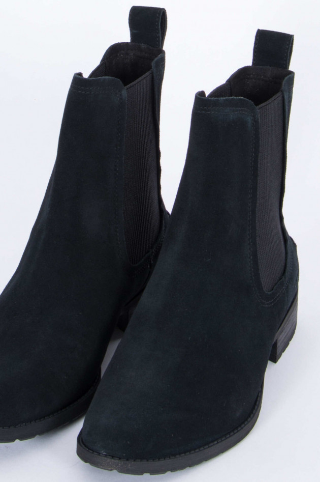 UGG Stiefelette HILLHURST aus Veloursleder in Schwarz