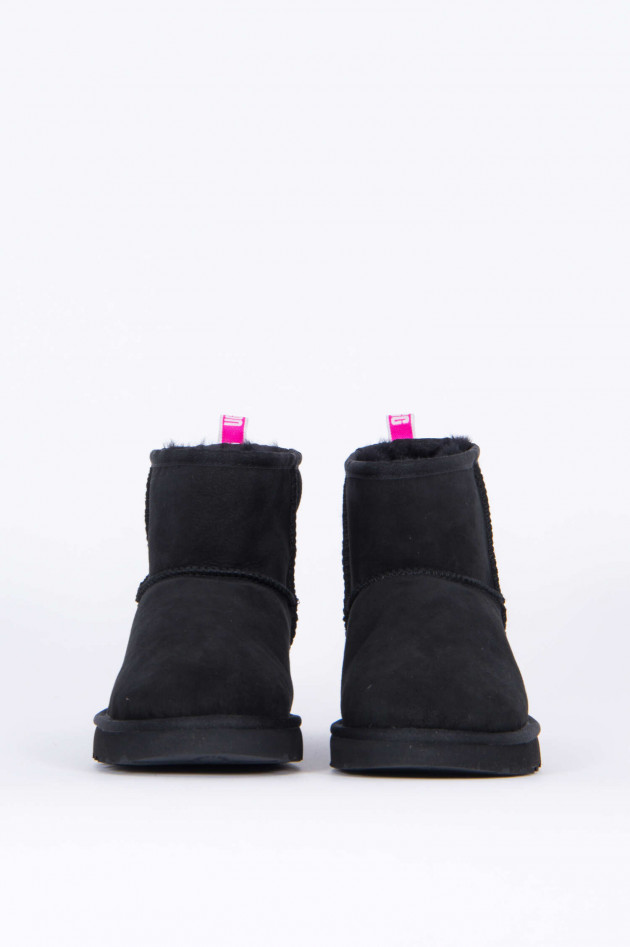 UGG Boot CLASSIC MINI GRAPHIC LOGO in Schwarz/Neon