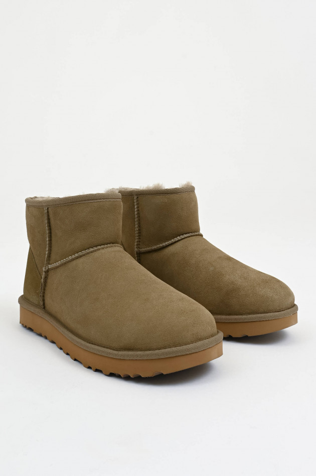 UGG  Boots CLASSIC MINI in Oliv