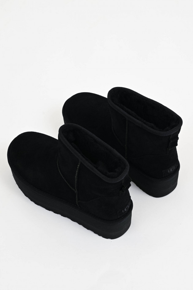 UGG Lammfell-Boot CLASSIC MINI PLATTFORM in Schwarz