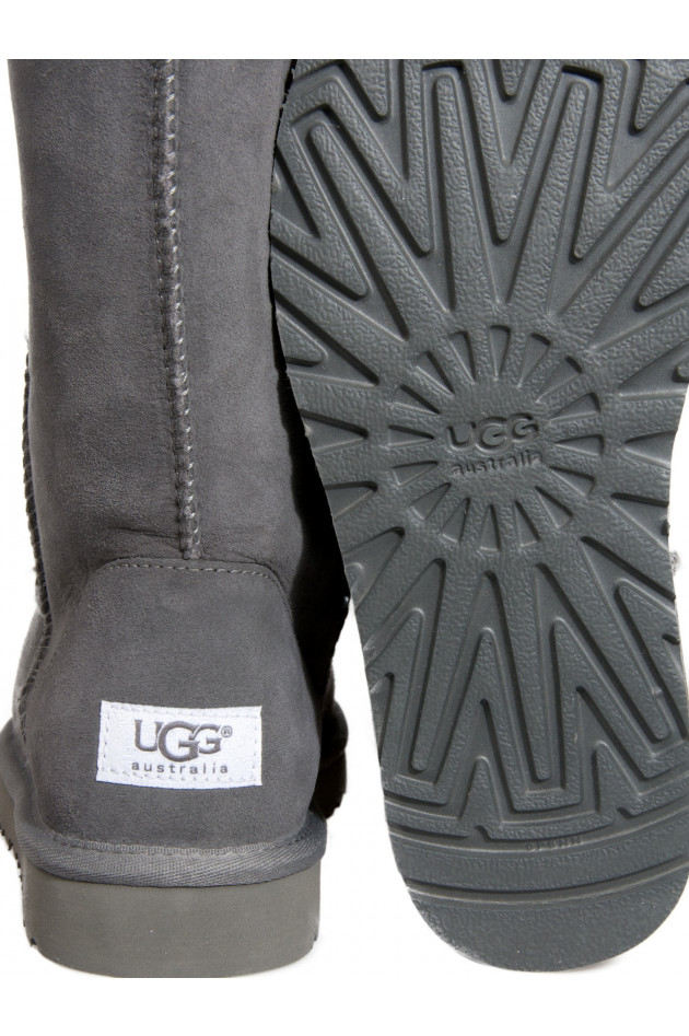 UGG Boots Classic Tall Grau