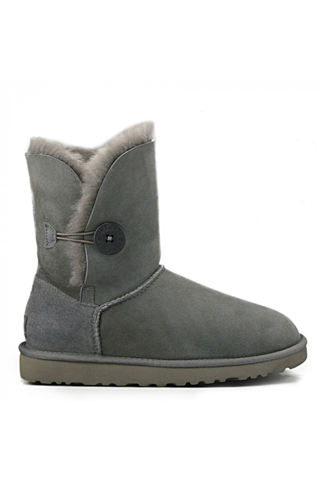 UGG Boots Bailey Button Grau