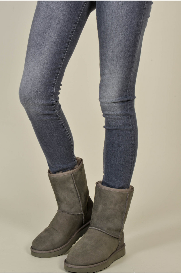 UGG Australia Boots CLASSIC SHORT in Grey