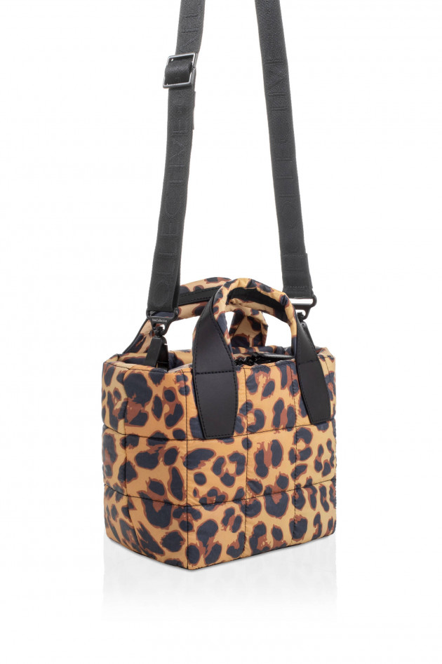 Vee Collective Gesteppte Tasche PROTER TOTE MINI in Leo Print