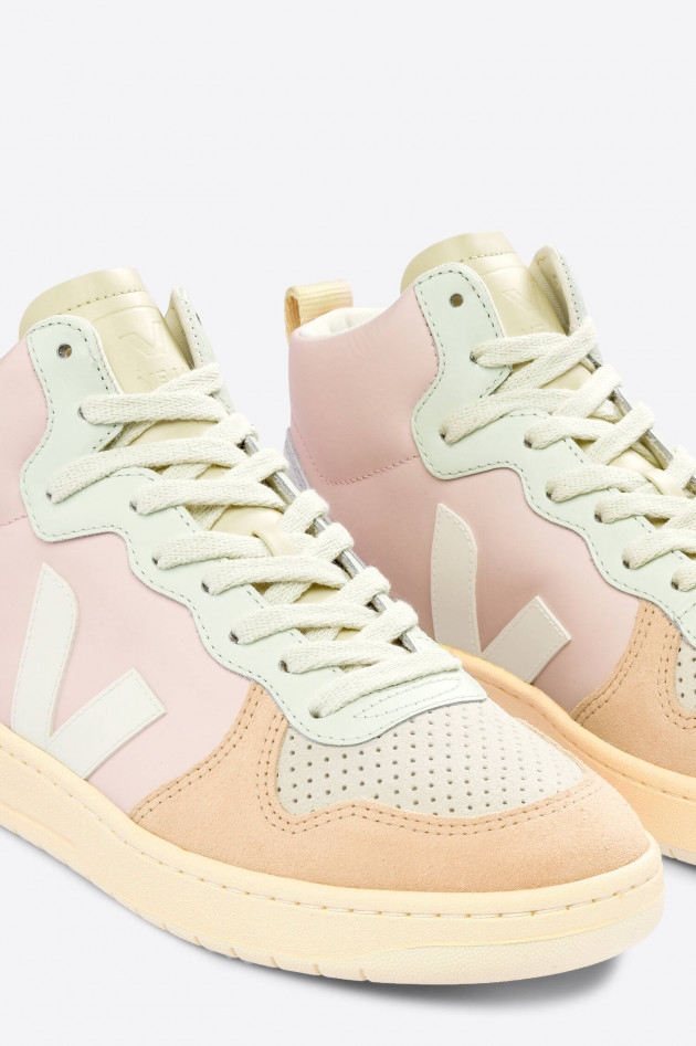 Veja High-Top Sneaker V15 in Multicolor