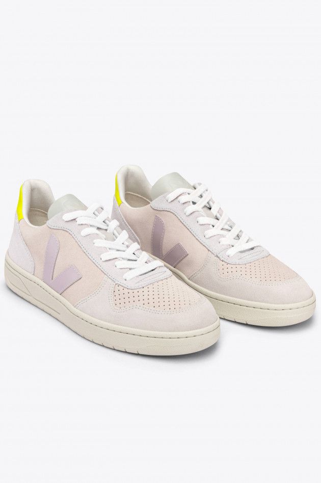 Veja Sneaker V10 mit Kontrast-Einsätzen in Beige